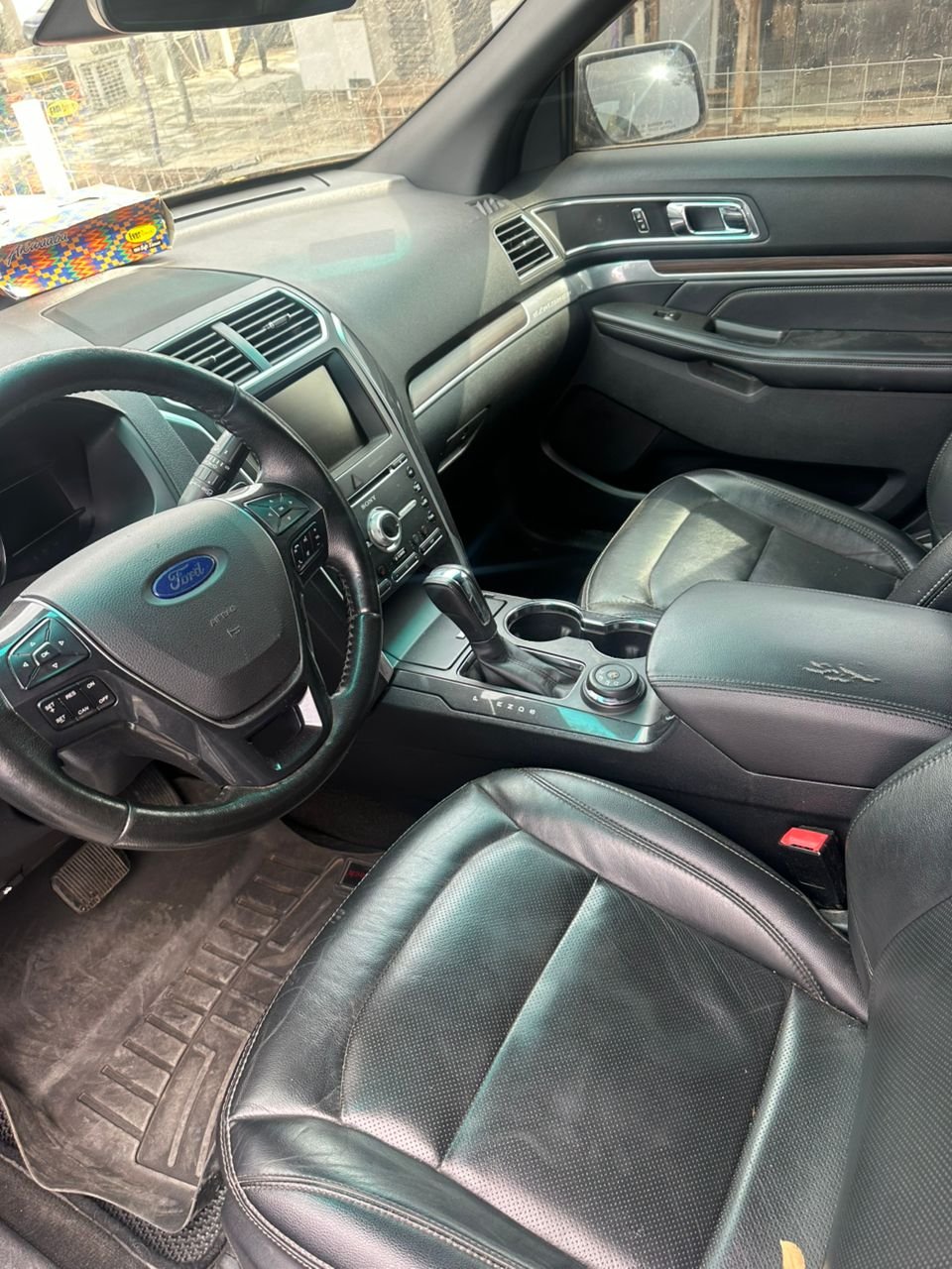 FORD EXPLORER 2017 - Image 2