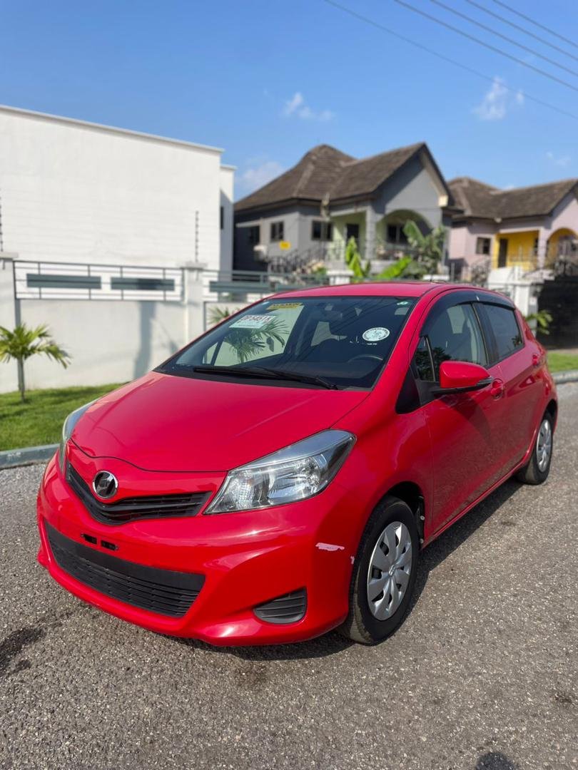 TOYOTA VITZ - Image 7