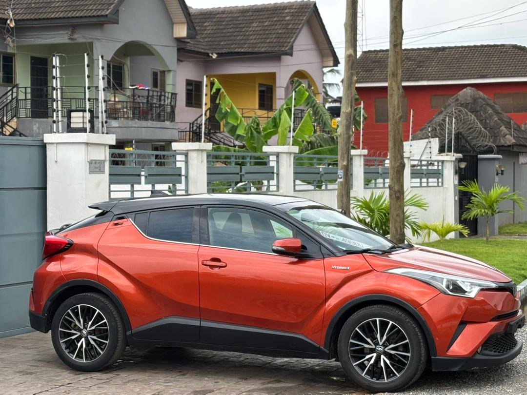 TOYOTA CHR - Image 3