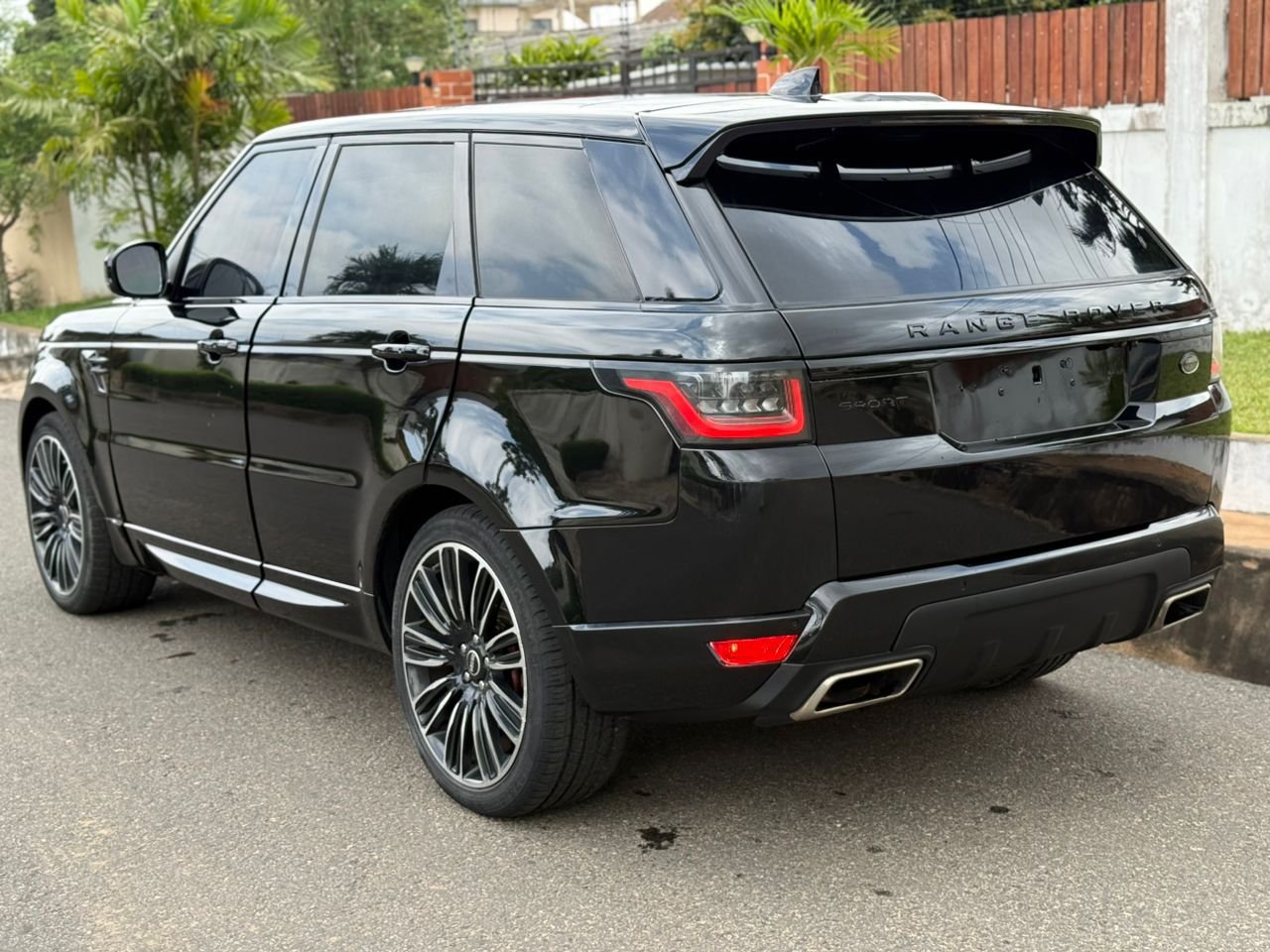 RANGE ROVER 2022 - Image 4